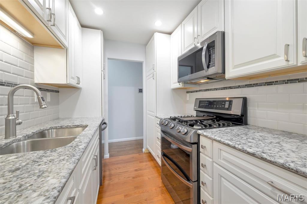 6320 Ashbury Drive Property Photo 12