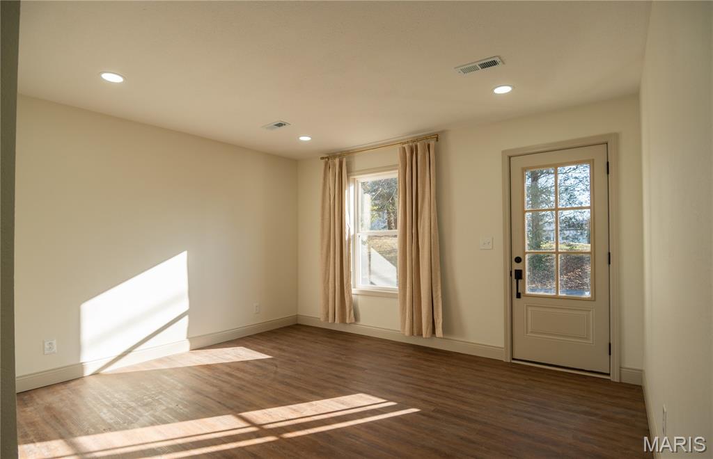 301 Cape Road Property Photo 8