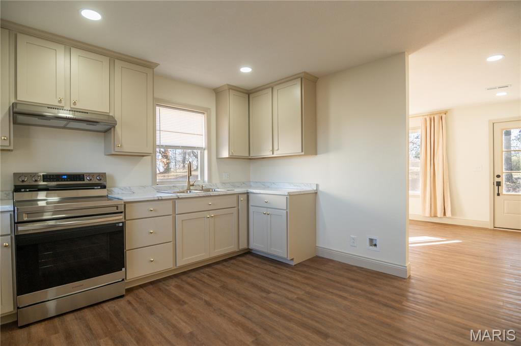 301 Cape Road Property Photo 11