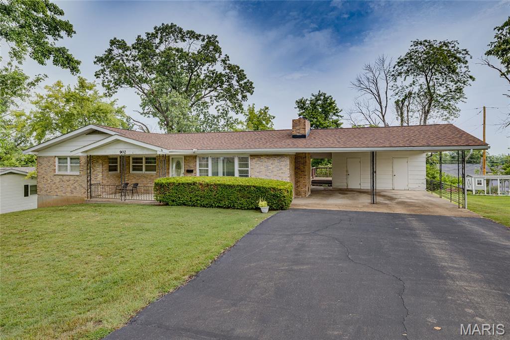 902 Westwind Drive Property Photo 1