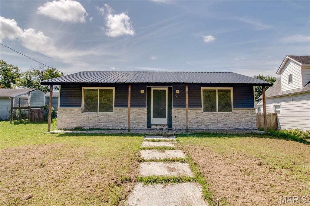390 Dorsey Road Property Photo 1