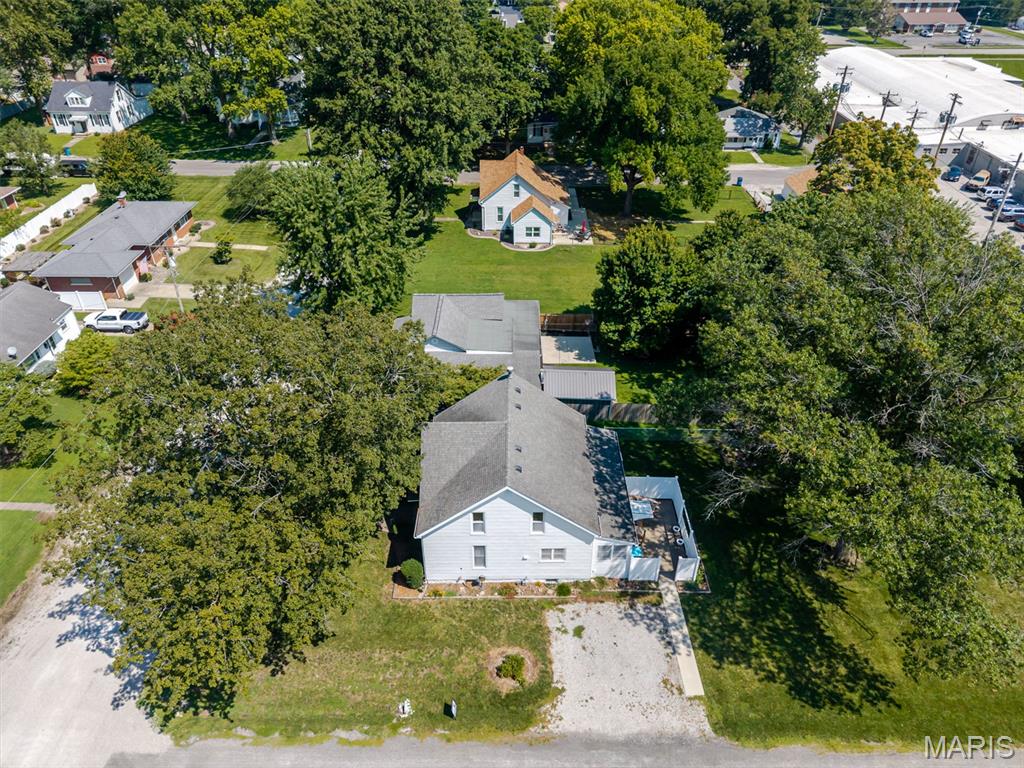 118 S Cedar Street Property Photo 11