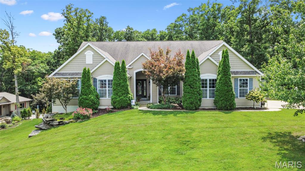 14 Prairie Lake Court