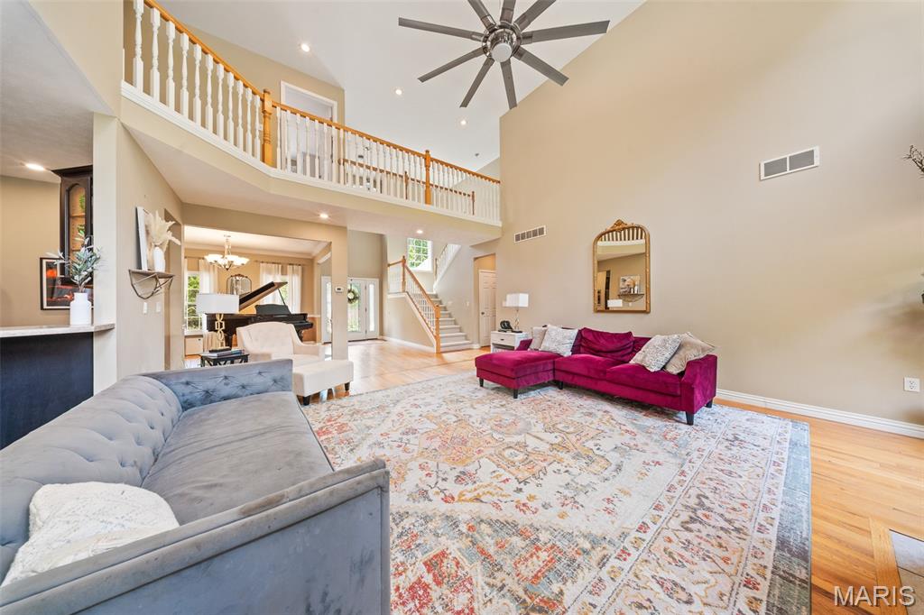 11891 Pine Forest Drive Property Photo 8