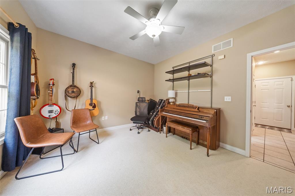 11891 Pine Forest Drive Property Photo 17