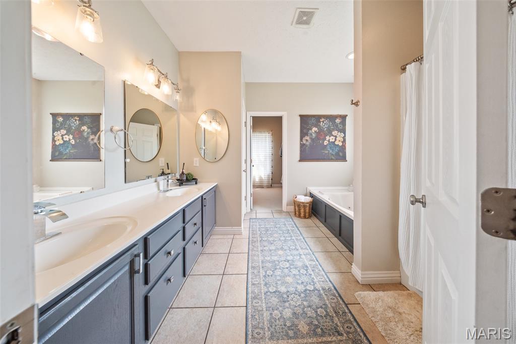 11891 Pine Forest Drive Property Photo 21