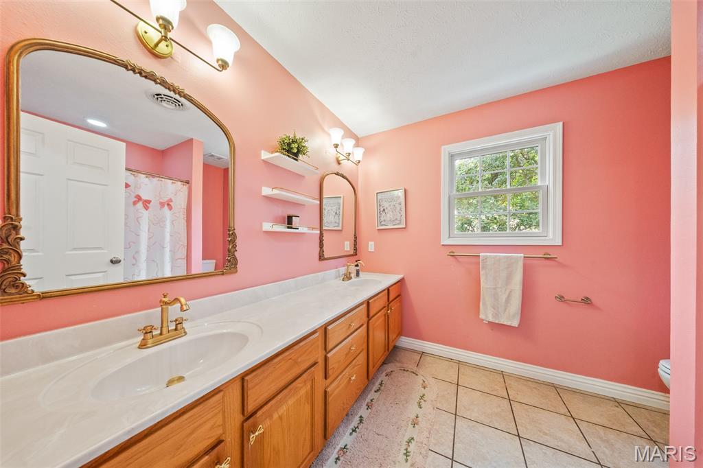11891 Pine Forest Drive Property Photo 33