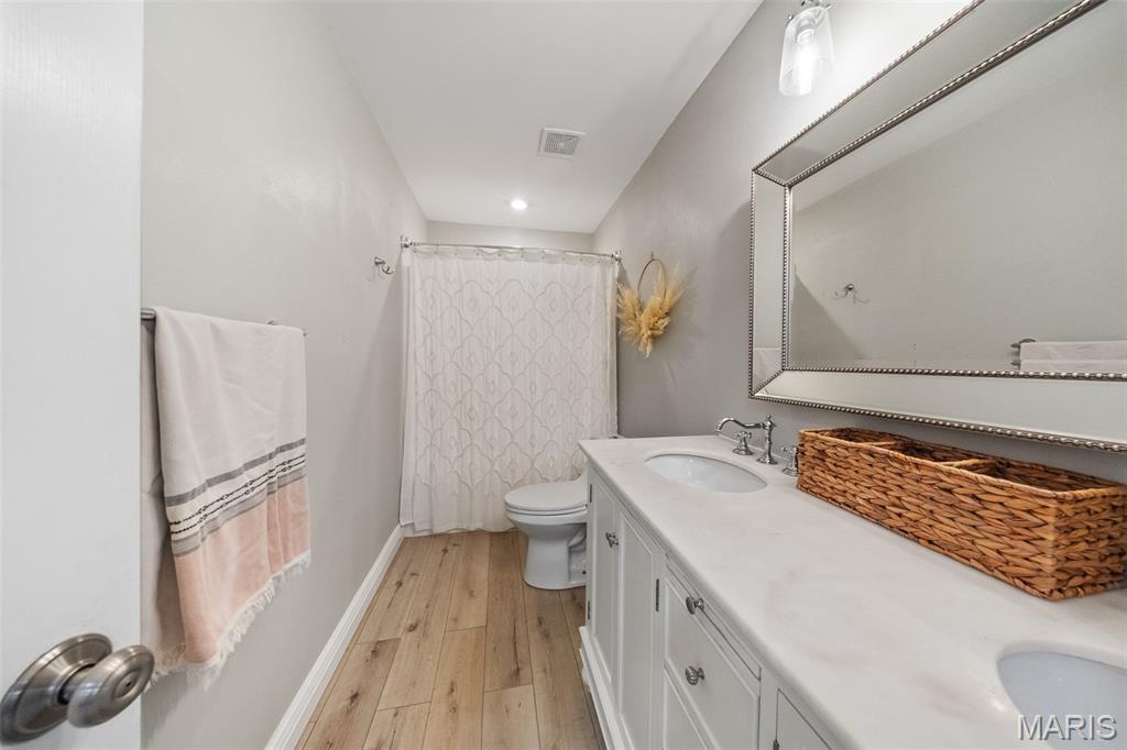 11891 Pine Forest Drive Property Photo 42