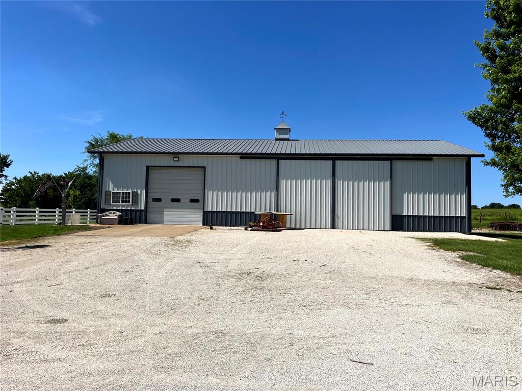 2758 Highway H Property Photo 5