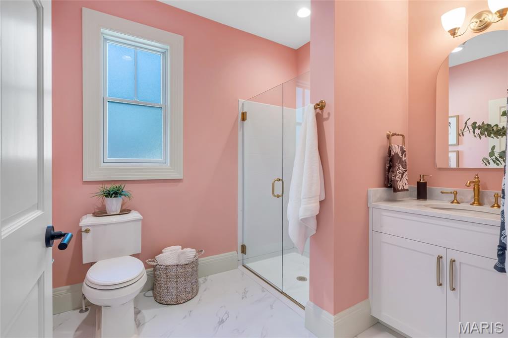 231 E Argonne Drive Property Photo 18