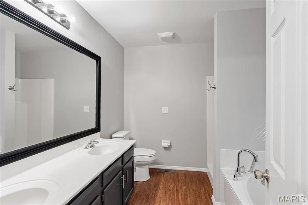 1203 Ashford Place Drive Property Photo 25