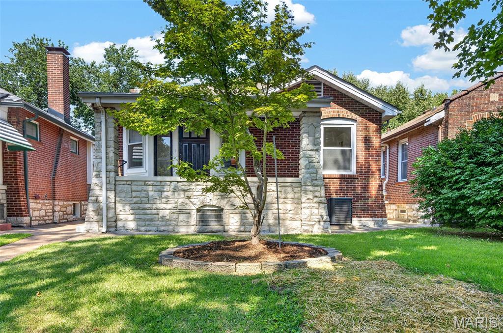 4005 Dover Place Property Photo 1