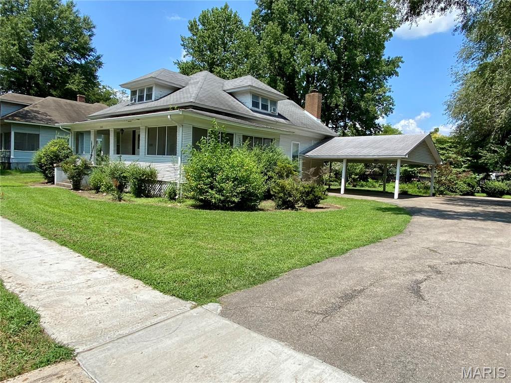 304 Hunter St Property Photo 3