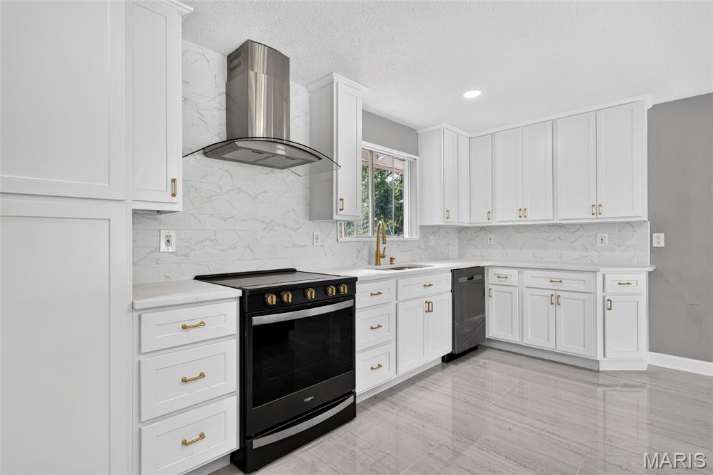500 Kingridge Drive Property Photo 17