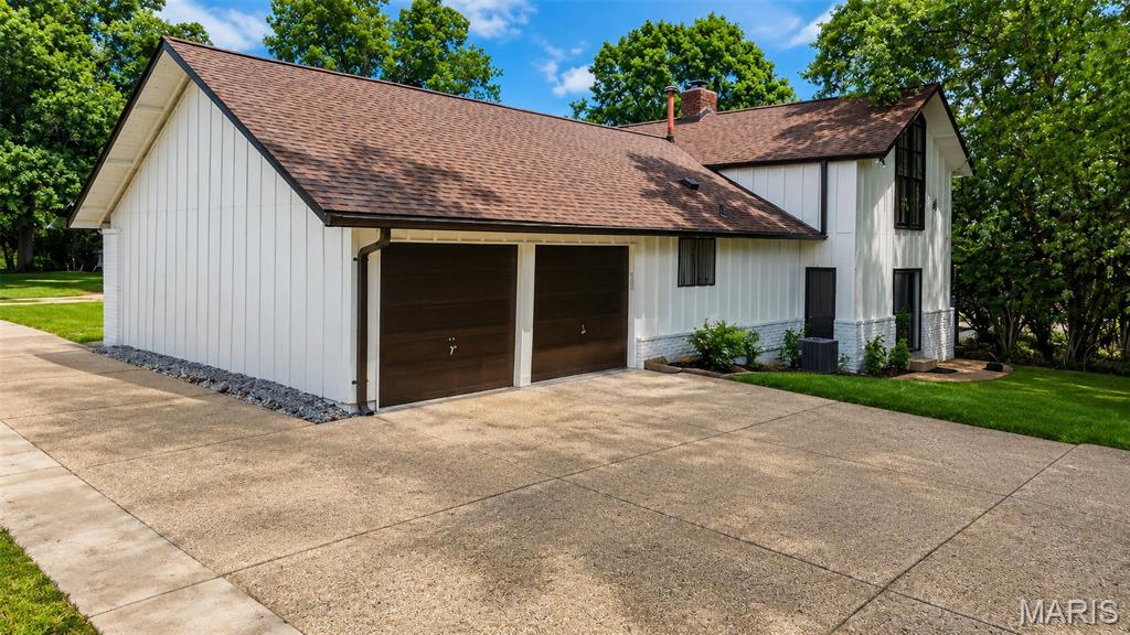 500 Kingridge Drive Property Photo 55