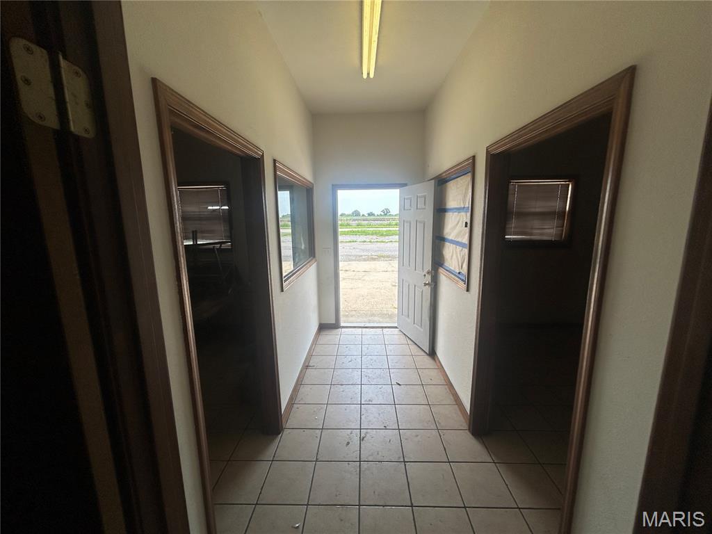 26049115 Property Photo 6
