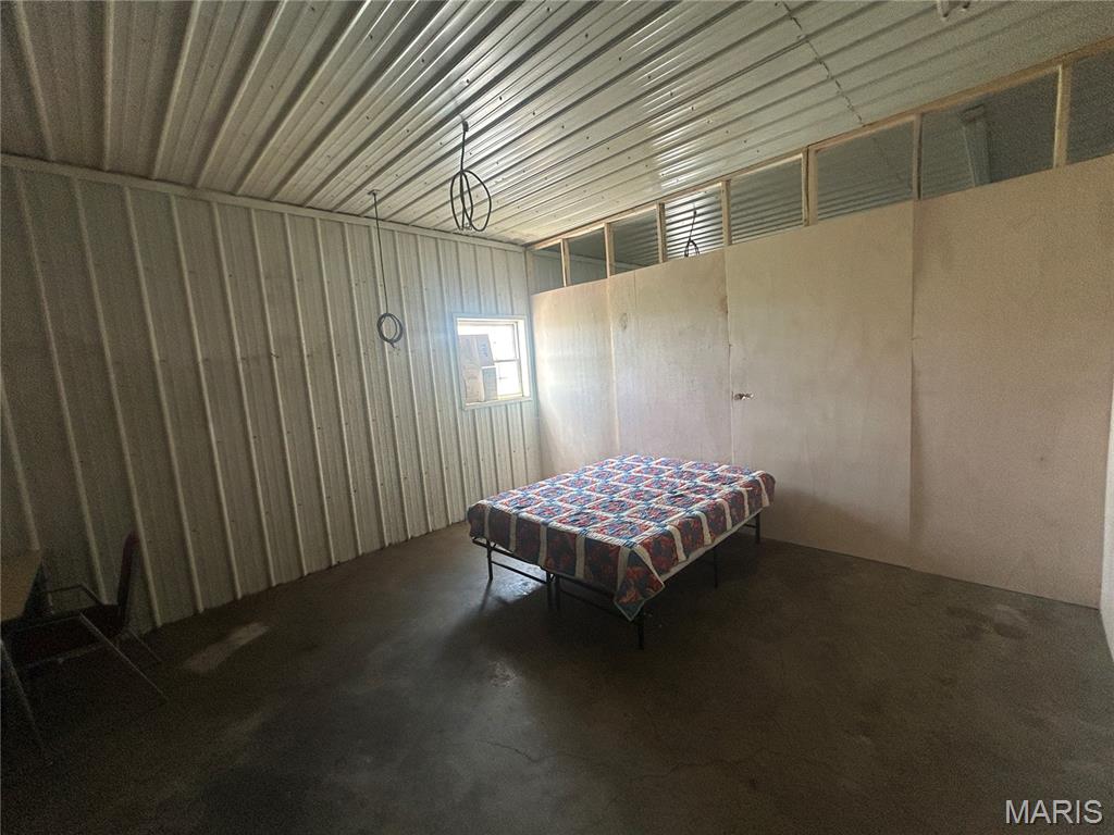 26049115 Property Photo 12
