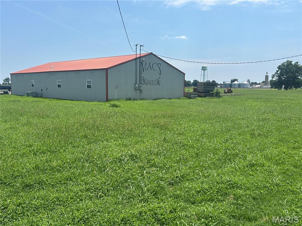 26049115 Property Photo 13