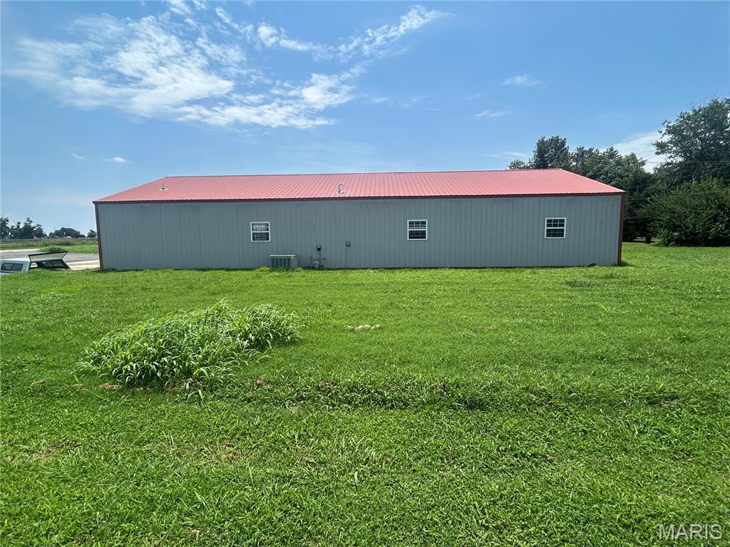 26049115 Property Photo 14
