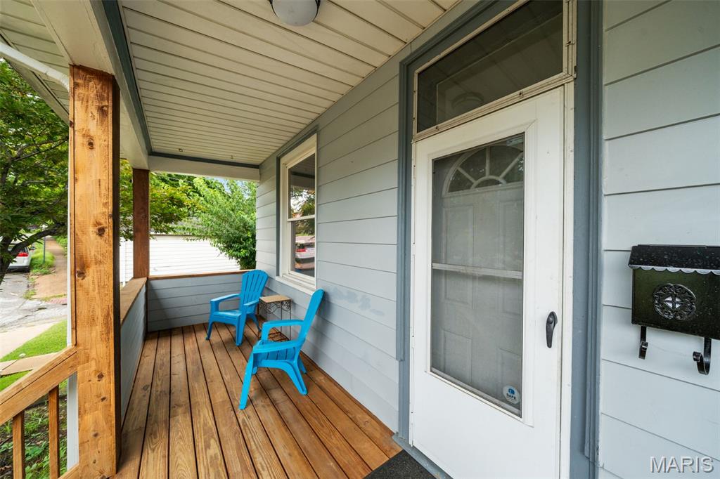 4851 Sigel Avenue Property Photo 4