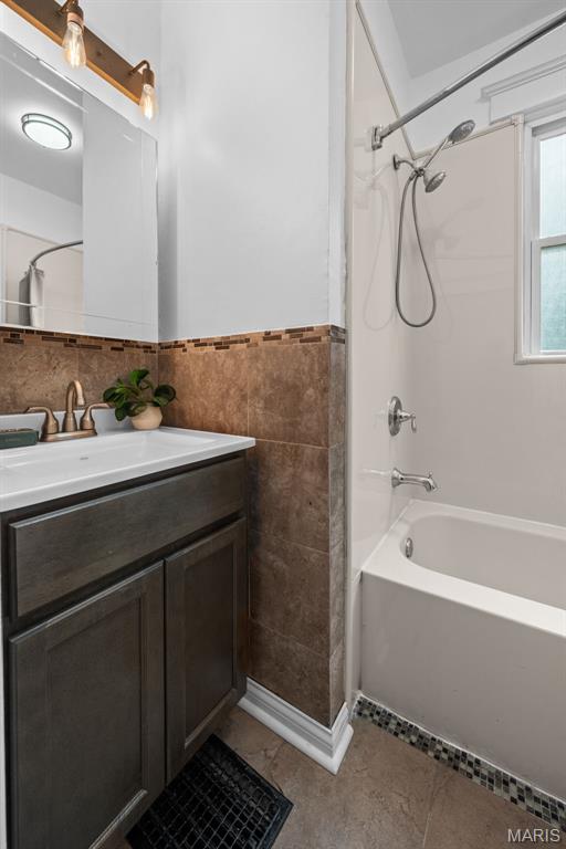4851 Sigel Avenue Property Photo 15