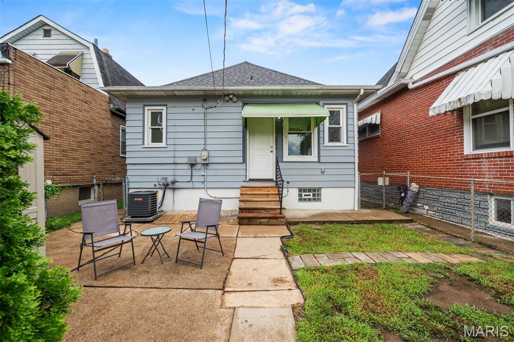 4851 Sigel Avenue Property Photo 30