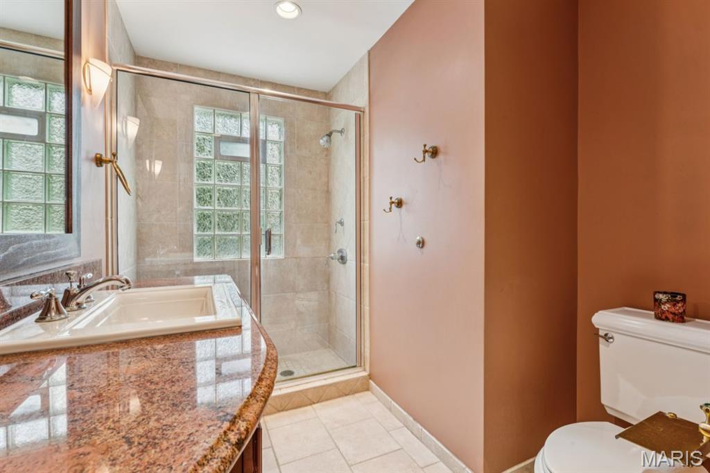 703 Edwin Avenue Property Photo 20