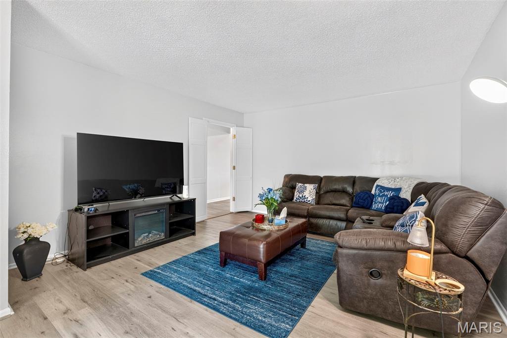 10429 Ewell Drive Property Photo 8