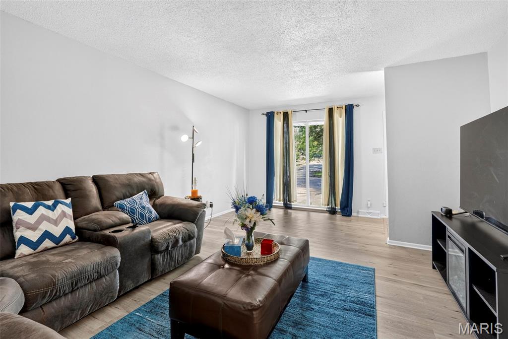 10429 Ewell Drive Property Photo 10