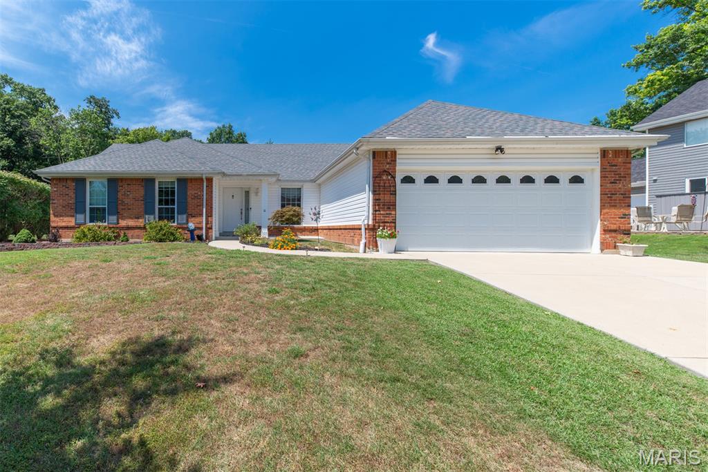 765 Spring Hill Farm Drive Property Photo 1
