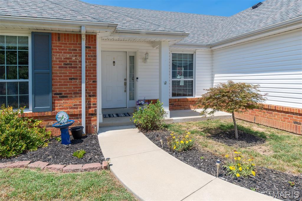 765 Spring Hill Farm Drive Property Photo 2