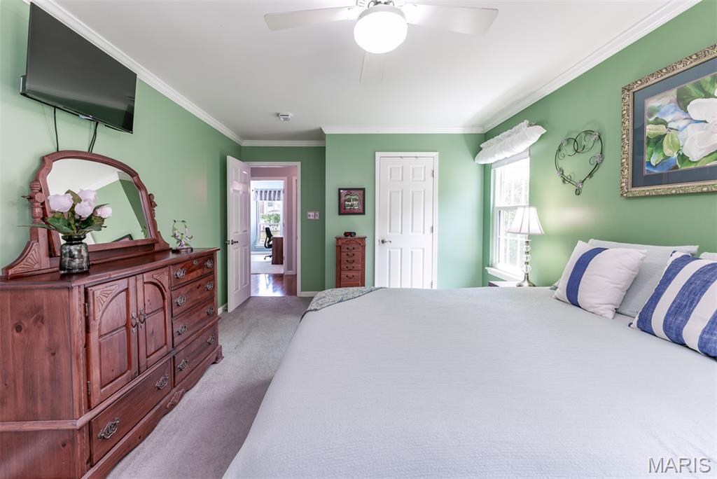 765 Spring Hill Farm Drive Property Photo 21