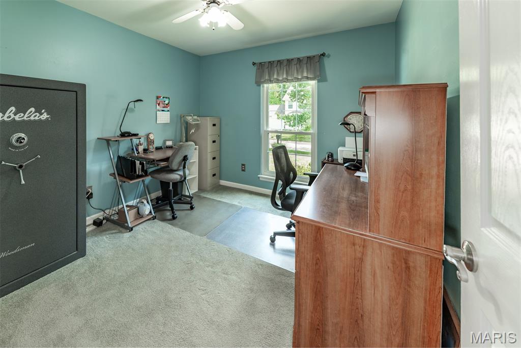 765 Spring Hill Farm Drive Property Photo 27