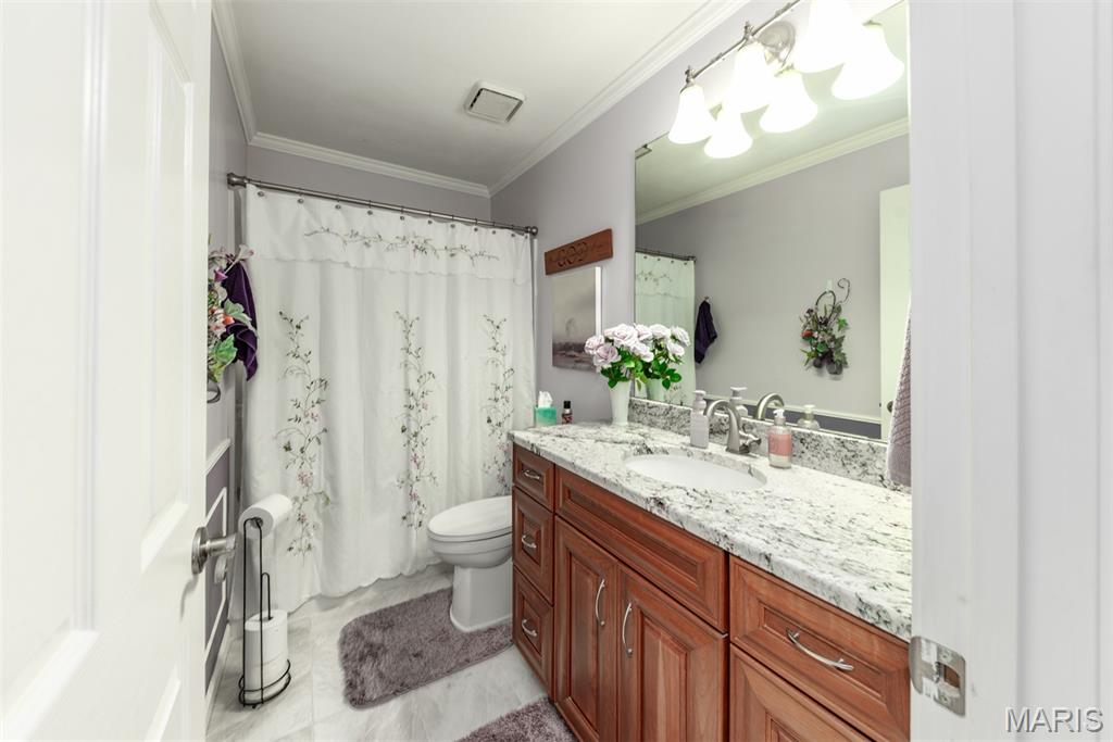 765 Spring Hill Farm Drive Property Photo 28