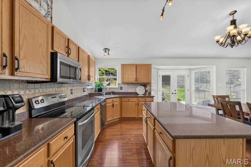 5146 Saddlebrook Parkway Property Photo 6