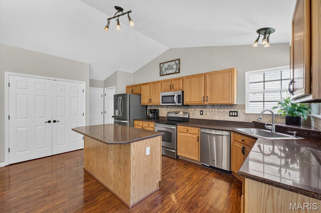 5146 Saddlebrook Parkway Property Photo 8