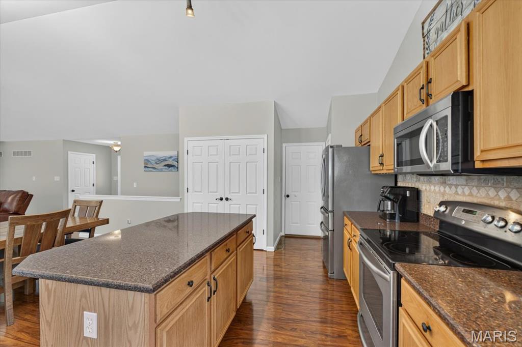 5146 Saddlebrook Parkway Property Photo 10