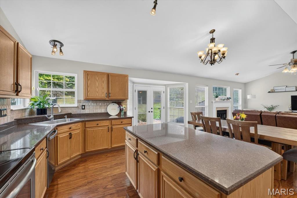 5146 Saddlebrook Parkway Property Photo 11