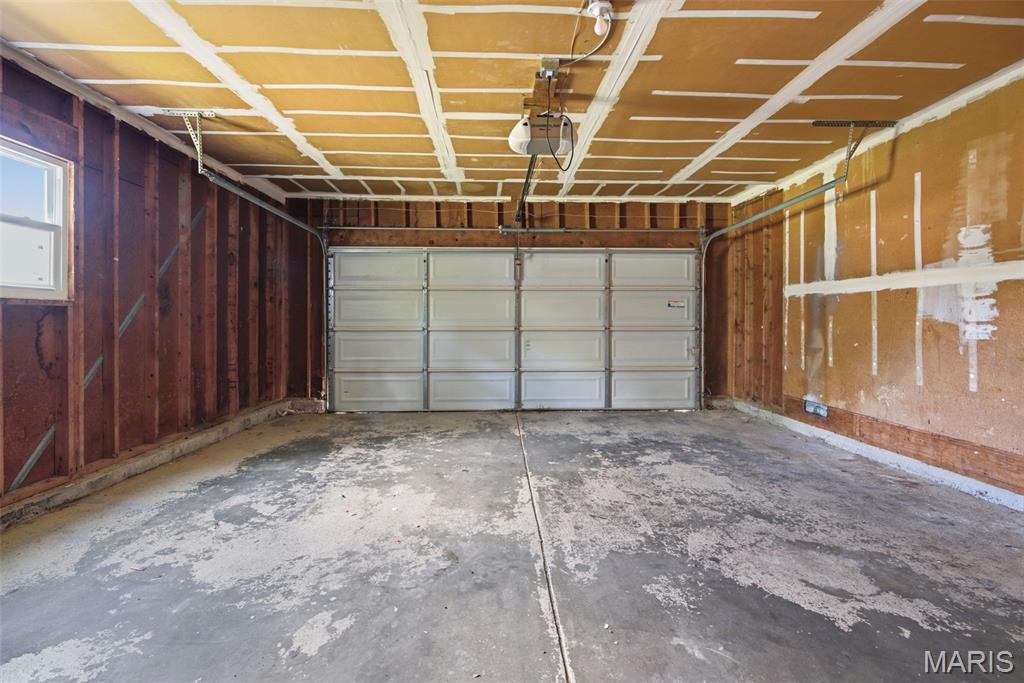 415 Hentschel Place Property Photo 16