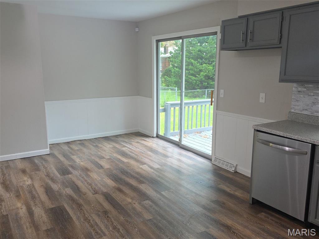26049202 Property Photo 9