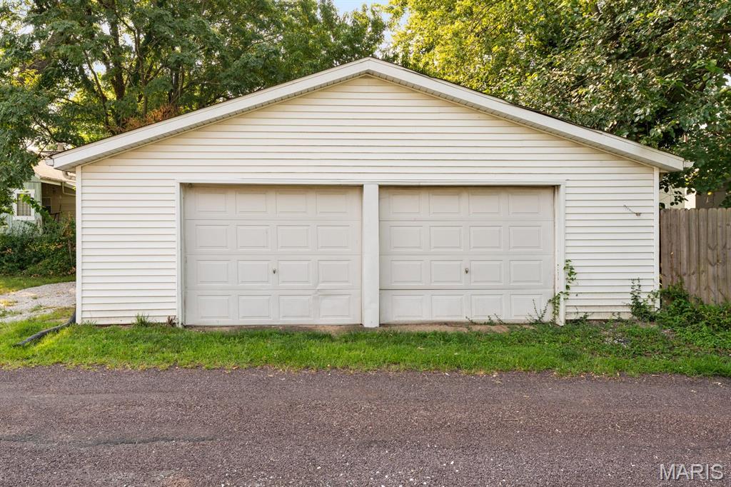 105 S 8th Street Property Photo 12