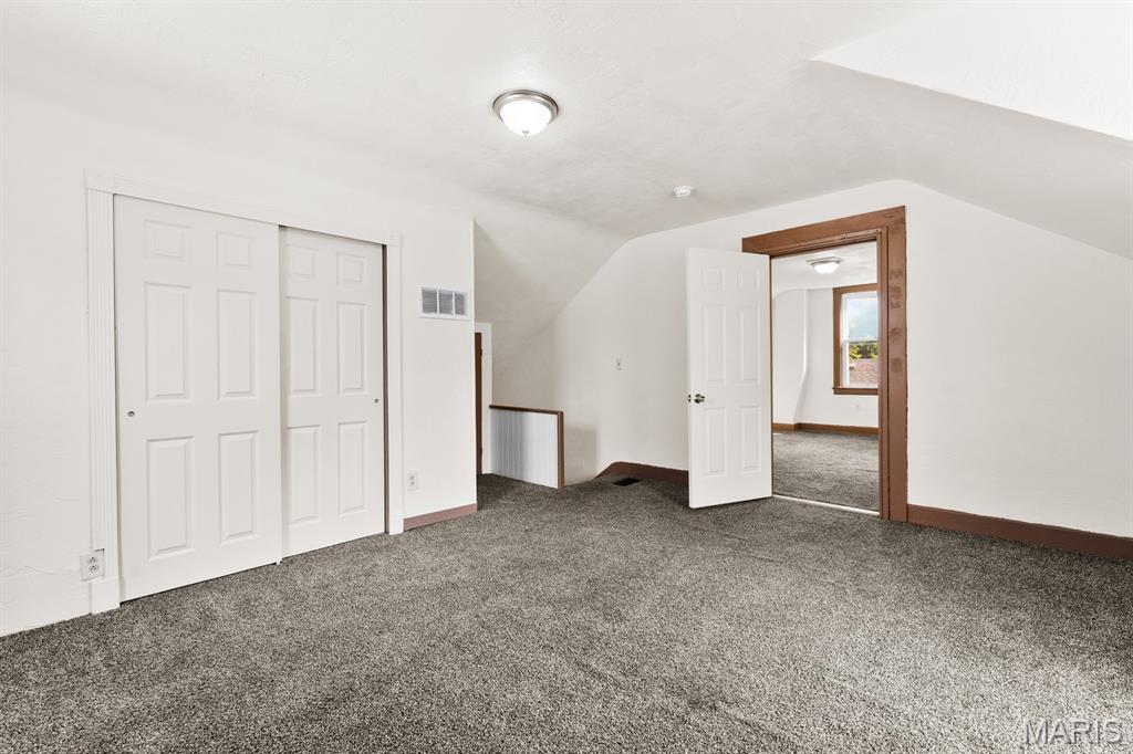 105 S 8th Street Property Photo 37