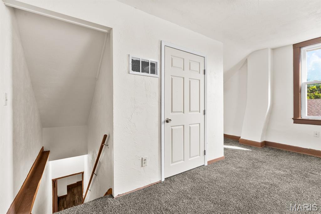 105 S 8th Street Property Photo 42