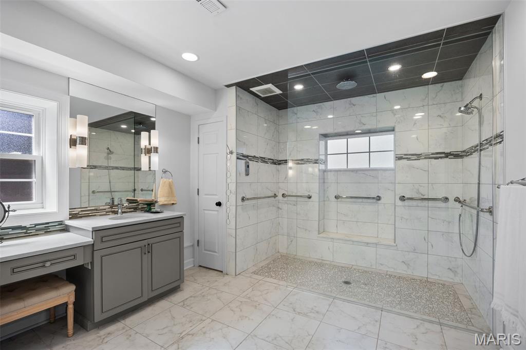 2 Middlebrook Lane Property Photo 17