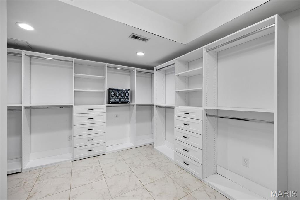 2 Middlebrook Lane Property Photo 19