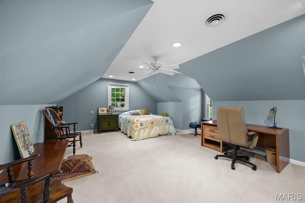 2 Middlebrook Lane Property Photo 22