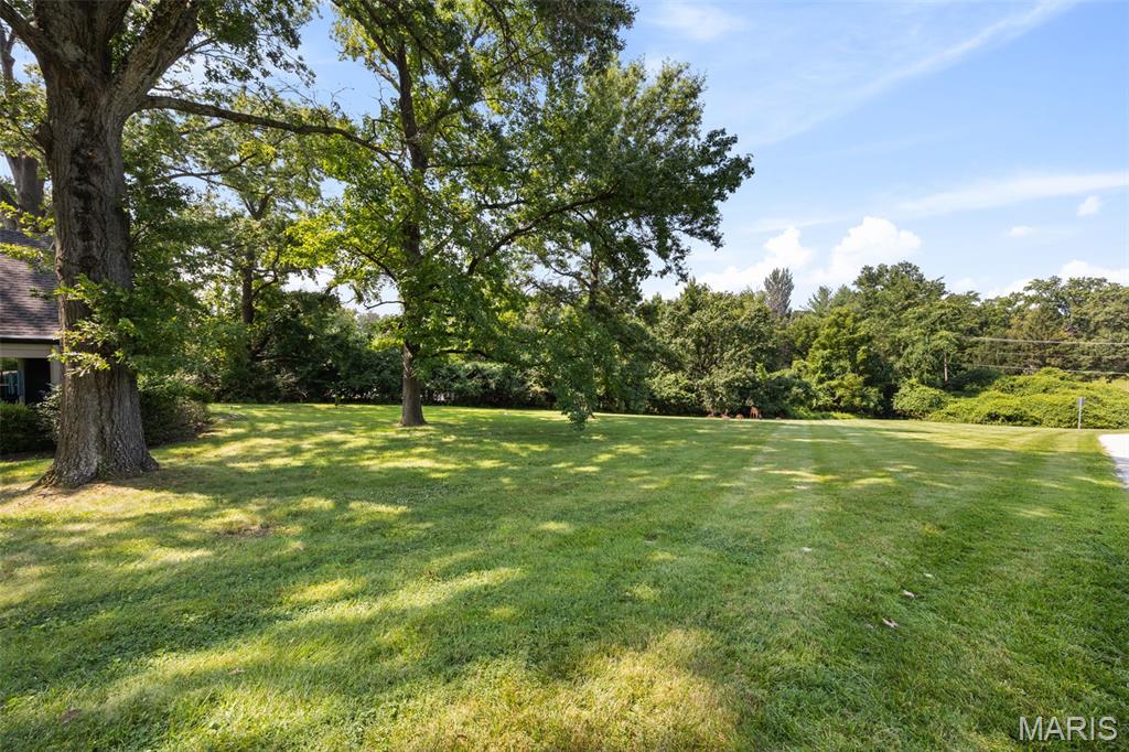 2 Middlebrook Lane Property Photo 32