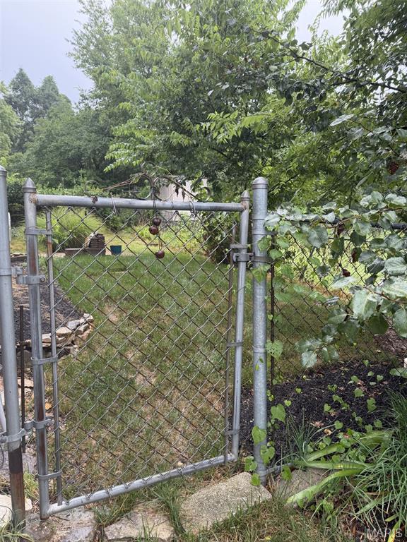 1972 Pomme Rd Property Photo 2