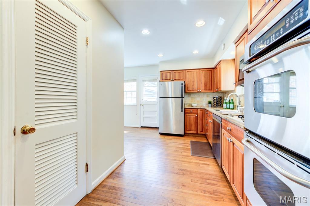 8016 Davis Drive Property Photo 10