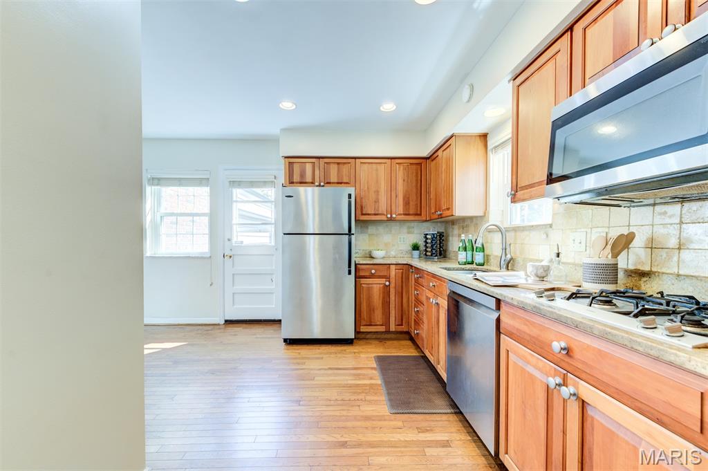 8016 Davis Drive Property Photo 11